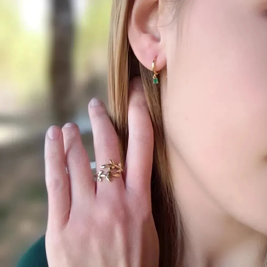 Vouves Ring
